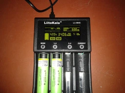 Акумулятор 18650 3400mAh (3200-3400mah), 3.7V (2.75-4.2V), green, OEM Liitokala (Lii-34B-JT) фото від покупців 8
