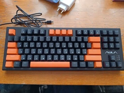 Клавиатура Aula F3032 Dark Yellow keys RGB White (6948391201757) фото от покупателей 5