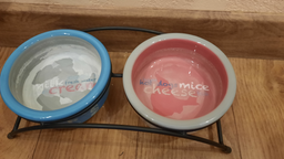 Подставка с мисками из керамики для кошек Trixie Eat on Feet 300 мл (4047974247914)