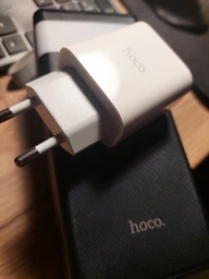 Сетевое зарядное устройство Hoco C80A Plus USB / Type-C PD QC 20W 3A белое
