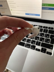 Навушники Apple AirPods Pro with MagSafe Case USB-C (2-ге покоління) (MTJV3TY/A)