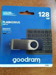 Флеш память USB Goodram UTS2 128GB USB 2.0 Black (UTS2-1280K0R11) фото от покупателей 18