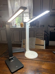 Настольная лампа Berger Энергодар 1036-TL-9 9W 450lm 4000K USB 5V white фото от покупателей 14