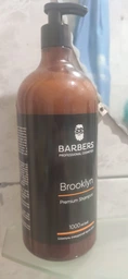 Шампунь для чоловіків проти лупи Barbers Brooklyn 400 мл фото від покупців 2
