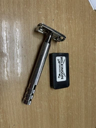 Бритва для бритья Wilkinson Sword Barber's Style 1 шт (4027800239504) фото от покупателей 1