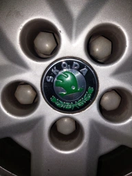 Колпачок заглушка Skoda для дисков Volkswagen на литые диски 56мм 1J0601171