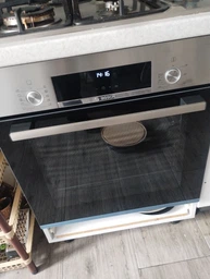 Духовой шкаф электрический Bosch HBJ558YS0Q