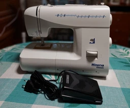 Швейная машинка Minerva Classic фото от покупателей 4