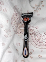 Сменные картриджи для бритья (лезвия) мужские Gillette Fusion5 Power 4 шт (7702018867219)