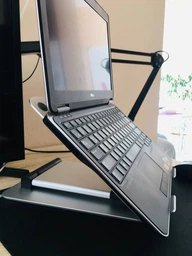 Підставка стєнд для ноутбуків і планшетів HQ-Tech Stabletron M18 Aluminum Laptop Stand Silver для MacBook підвищена стійкість для ноутбуків до 17 дюймів, складна конструкція(колір siilver) фото від покупців 1