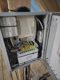Коммутатор Cisco CBS110-8T-D-EU