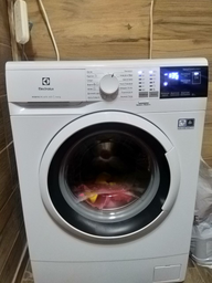 Стиральная машина узкая ELECTROLUX EW6S404WU – отзывы покупателей | ROZETKA