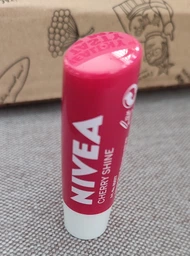 Бальзам-уход для губ NIVEA Cherry Shine 4.8 г (4006000002071) фото от покупателей 7