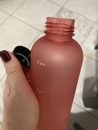 Пляшка для води Refill на 1000 мл розова з золотистою кришкою фото від покупців 6