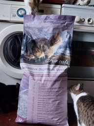 Сухой корм Carpathian Pet Food Sensitive Digestive для котов с чувствительным пищеварением 12 кг фото от покупателей 5