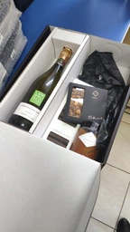 Набор с игристым вином Lambrusco "Карамельная вечеринка" (4820207316331) фото от покупателей 10