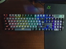 Клавіатура механічна дротова GamePro MK105B Blue Switch 100% LED USB Black фото від покупців 3