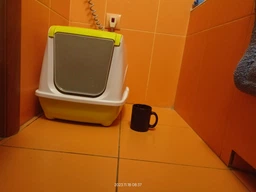 Туалет закритий для котів Moderna Flip Cat, 50 см х 39 см х 37 см, зелений