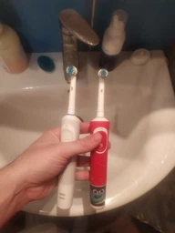 Насадки для электрических зубных щеток Oral b для ежедневного ухода сменные 4 шт.упаковке фото от покупателей 14