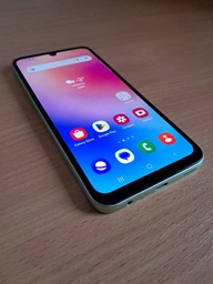 Мобильный телефон Samsung Galaxy A24 6/128GB Dark Red (SM-A245FDRVSEK)