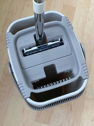 Набiр для прибирання швабра ледар з відром 12 л Scratch Cleaning Mop Expert R1 З віджимом і складною ручкою Змінні насадки з мікрофібри фото від покупців 3