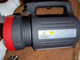 Ліхтар прожектор світлодіодний кемпінговий з сонячною панеллю Power Bank багатофункціональний Yajia YJ-1902T фото від покупців 8