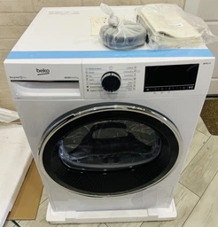 Сушильна машина Beko B5T68243