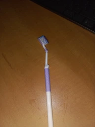 Зубна щітка Sensodyne Чутливість зубів і захист ясен (5054563062864) фото від покупців 2