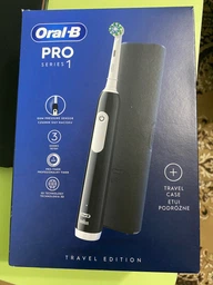 Электрическая зубная щетка Oral-B (Pro1 Black) фото от покупателей 14