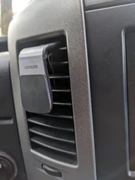 Автодержатель для телефона Ugreen LP290 Waterfall-Shaped Magnetic Black (UGR-80712B) фото от покупателей 1
