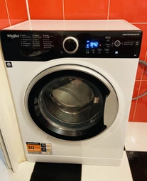 Стиральная машина Whirlpool фронтальная, 6кг, 1200, A+++, 43см, дисплей, инвертор, люк черный, белый (WRBSB6228BUA)