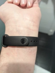 Ремешок силиконовый Original Design для фитнес браслета Xiaomi Mi Band 3, Mi Band 4, черный с металлической кнопкой (mrk4511) фото от покупателей 1