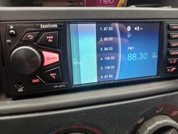 Автомагнитола FANTOM FP-4070 Black/Red