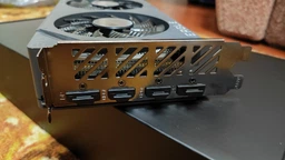 Відеокарта GF RTX 4060 8GB GDDR6 Eagle OC Gigabyte (GV-N4060EAGLE OC-8GD) фото від покупців 1