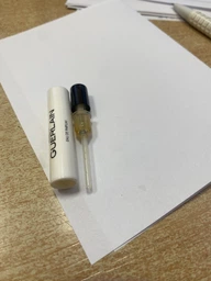 Пробник Парфумована вода для жінок Guerlain Mon 0.7 мл (3346476511891/3346476515028)