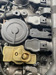 Клапан вентиляції картерних газів для VAG 1.8 / 2.0 TSI TFSI 06H103495 KL06H103495 фото від покупців 2