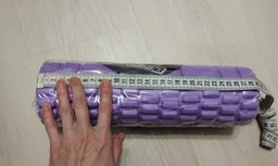 Массажный ролик SCOUT Mini 30х10 см (SCT-MN30Gr) салатовый (роллер, валик, цилиндр для МФР и йоги, массажер для спины, ног, рук, шеи) фото от покупателей 2