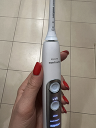 Электрическая зубная щетка PHILIPS Sonicare HX6850/47 Protective Clean 5100 фото от покупателей 11