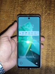 Мобильный телефон Infinix Hot 30 (X6831) 8/256GB Surfing Green (4895180798320) фото от покупателей 16