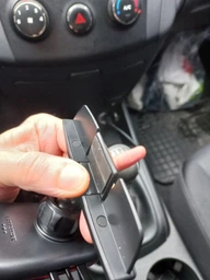 Автодержатель для телефона Baseus Metal Age Gravity Car Mount CD Version SUYL-J01 Black фото от покупателей 5