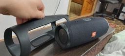 Акустическая система JBL Charge 4 Ocean Blue (JBLCHARGE4BLU) фото от покупателей 2