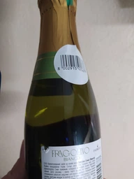 Винний напій ігристий ароматизований Фраголіно Fiorelli Bianco біле солодке 0.2 л (8002915005677) фото від покупців 1