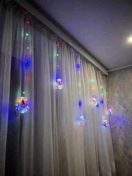 Гирлянда Штора шары с дедом морозом LED USB 10 шаров 3 метра Цветная с наполнением и пультом GS-7547