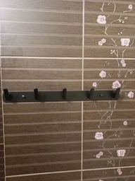 Вішалка 5 гачків на планці Trento, чорна
