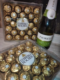 Шоколадні цукерки Ferrero Rocher 16шт 200г