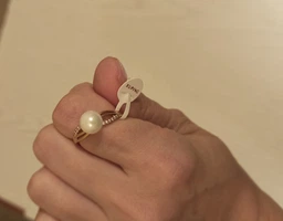 Кольцо Xuping Jewelry с жемчугом 7 мм р 20 золотистое