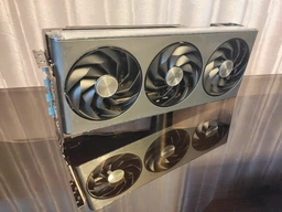 Видеокарта Sapphire Radeon RX 7800 XT 16GB NITRO+ (11330-01) фото от покупателей 19
