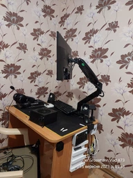 Настольное крепление для монитора RZTK NB-F100A 22-35'' до 12кг VESA 75x75/100x100мм Black + кабель USB3.0 1.5 м