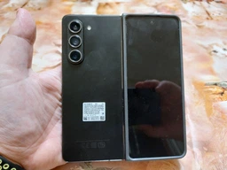 Отзывы о Мобильный телефон Samsung Galaxy Fold 5 12GB/1TB Black