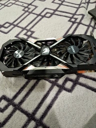 Відеокарта GIGABYTE GTX 1080 Ti AORUS 11GB Б/В фото від покупців 3